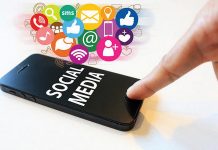 Oversharing Ibadah di Media Sosial? Hati-hati, Bisa Hilangkan Pahala Lho
