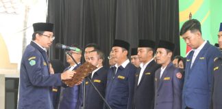 Bupati Gus Muhdlor Kukuhkan Pengurus Karang Taruna Kabupaten Sidoarjo Periode 2022-2027