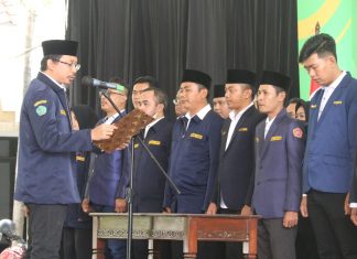 Bupati Gus Muhdlor Kukuhkan Pengurus Karang Taruna Kabupaten Sidoarjo Periode 2022-2027