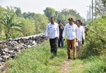 Sidak TPST di Balongbendo, Wabup Subandi: Kesadaran Masyarakat Masih Kurang Buang Sampah Sembarangan