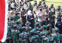Hadiri Apel Sinergitas TNI-Polri Tahun 2022 di Kabupaten Malang, Begini Pesan Gubernur Khofifah