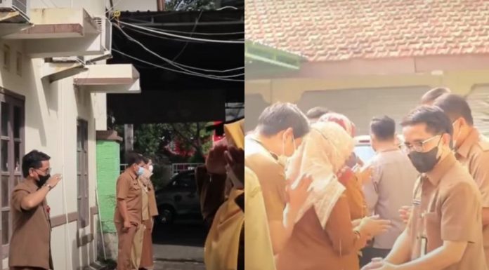 Hari Pertama Kerja Pasca Libur Lebaran, Kadis Disdukcapil Sidoarjo Minta Staf Melayani Sepenuh Hati