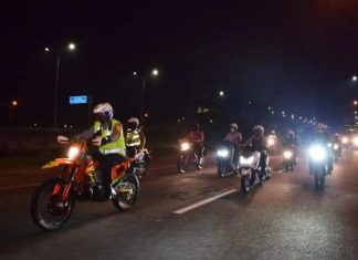 Pastikan Pilkades Serentak Aman dan Kondusif, Kapolresta Sidoarjo Patroli Malam Kendarai Sepeda Motor