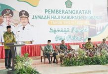 Bupati Gus Muhdlor Lepas Keberangkatan Calon Jamah Haji Kloter 22 dan 23