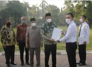 Ratusan Guru Sidoarjo Terima SK PPPK, Wabup Subandi Berpesan Jalankan Amanah Sebaik-baiknya