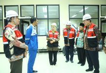 Masuk Musim Tanam, Gubernur Jawa Timur Kunjungan Ke PT. Pusri Palembang untuk Pastikan Distribusi Pupuk Urea Subsidi 14 Wilayah Lancar dan Stok Aman Masuk Musim Tanam, Gubernur Jawa Timur Kunjungan Ke PT. Pusri Palembang untuk Pastikan Distribusi Pupuk Urea Subsidi 14 Wilayah Lancar dan Stok Aman