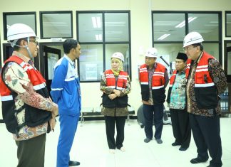 Masuk Musim Tanam, Gubernur Jawa Timur Kunjungan Ke PT. Pusri Palembang untuk Pastikan Distribusi Pupuk Urea Subsidi 14 Wilayah Lancar dan Stok Aman Masuk Musim Tanam, Gubernur Jawa Timur Kunjungan Ke PT. Pusri Palembang untuk Pastikan Distribusi Pupuk Urea Subsidi 14 Wilayah Lancar dan Stok Aman