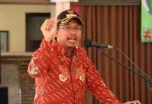 Gus Muhdlor Beri Diskon 50 Persen Pembayaran BPHTB bagi Peserta PTSL Gus Muhdlor Beri Diskon 50 Persen Pembayaran BPHTB bagi Peserta PTSL