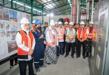 PPSLB3 BUMD Pemprov Jatim Siap Dioperasionalkan, Gubernur Khofifah Ingin Ini Jadi Solusi Atasi Masalah Limbah B3 di Jawa Timur PPSLB3 BUMD Pemprov Jatim Siap Dioperasionalkan, Gubernur Khofifah Ingin Ini Jadi Solusi Atasi Masalah Limbah B3 di Jawa Timur