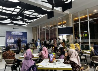 Dukung Pengusaha UMKM, ASTON Sidoarjo Sediakan Produk Makangan Ringan di dalam Kamar Dukung Pengusaha UMKM, ASTON Sidoarjo Sediakan Produk Makangan Ringan di dalam Kamar