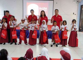 Menapaki Usia Baru, in-Lite LED Berbagi Kebahagiaan dengan Masyarakat di Pulau Untungjawa Menapaki Usia Baru, in-Lite LED Berbagi Kebahagiaan dengan Masyarakat di Pulau Untungjawa