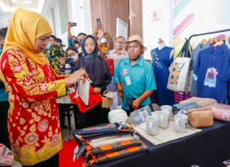 Pemprov Jatim Beri Latihan Entrepreneurship 360 Difabel, Gubernur Khofifah Berharap Semakin Banyak Start Up dari Kalangan Disabilitas Pemprov Jatim Beri Latihan Entrepreneurship 360 Difabel, Gubernur Khofifah Berharap Semakin Banyak Start Up dari Kalangan Disabilitas