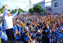Jalan Sehat Bersama Ribuan Masyarakat Banyuwangi, Gubernur Khofifah : Media Membangun Persaudaraan dan Persatuan di Tahun Politik Jalan Sehat Bersama Ribuan Masyarakat Banyuwangi, Gubernur Khofifah : Media Membangun Persaudaraan dan Persatuan di Tahun Politik (foto : ist)