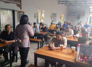Perum Rewwin Waru Gelar Pelatihan Satpam Untuk Antisipasi Tindak Kriminal Perum Rewwin Waru Gelar Pelatihan Satpam Untuk Antisipasi Tindak Kriminal (foto : ist)