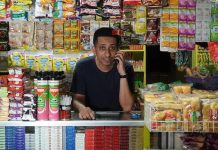 Kemenkop Imbau Jam Operasional Warung Madura, Ketum AMI : Sangat Tidak Adil! Foto : Warung Madura tetap buka di hari kiamat (doc: IG @husein_hadar)