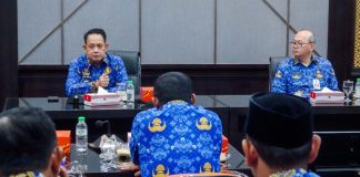 Masif Lakukan Pencegahan, Pj Gubernur Adhy: Angka Perkawinan Anak di Jatim Terus Turun Signifikan Masif Lakukan Pencegahan, Pj Gubernur Adhy: Angka Perkawinan Anak di Jatim Terus Turun Signifikan