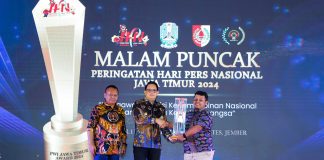 Berhasil Wujudkan Pemilu di Jatim Aman dan Kondusif, Pj. Gubernur Adhy Terima Prapanca Award 2024 Berhasil Wujudkan Pemilu di Jatim Aman dan Kondusif, Pj. Gubernur Adhy Terima Prapanca Award 2024