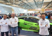 Gaungkan World Class Partnership, Pertamina Lubricants Juga Mengalami Peningkatan di Pasar Domestik (Dari kiri ke kanan) Werry Prayogi, Direktur Utama PT Pertamina Lubricants, Giorgio Sanna, Head of Motorsport Lamborghini, Mars Ega Legowo Putra, Direktur Pemasaran Regional PT Pertamina Patra Niaga