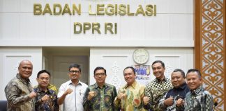 KPPU Temui Baleg, Usul Amandemen UU Persaingan Usaha Segera Dibahas DPR KPPU Temui Baleg, Usul Amandemen UU Persaingan Usaha Segera Dibahas DPR (foto : ist)