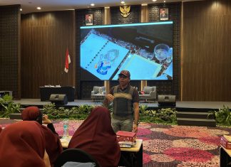 Sambut Hari Anak Nasional favehotel Sidoarjo Gelar Workshop Seni Kreatif untuk Guru TK Sambut Hari Anak Nasional favehotel Sidoarjo Gelar Workshop Seni Kreatif untuk Guru TK (foto : ist)