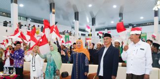 Relawan Khofifah-Emil Se-Bondowoso Deklarasi Kebulatan Tekad Menangkan di Pilgub Jatim 2024 Relawan Khofifah-Emil Se-Bondowoso Deklarasi Kebulatan Tekad Menangkan di Pilgub Jatim 2024 (foto : ist)