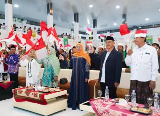 Relawan Khofifah-Emil Se-Bondowoso Deklarasi Kebulatan Tekad Menangkan di Pilgub Jatim 2024 Relawan Khofifah-Emil Se-Bondowoso Deklarasi Kebulatan Tekad Menangkan di Pilgub Jatim 2024 (foto : ist)