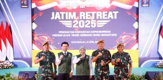Tutup Jatim Retreat 2025, Gubernur Khofifah Tegaskan Komitmen Bersama Implementasi Asta Cita dan Nawa Bhakti Satya Wujudkan Gerbang Baru Nusantara Tutup Jatim Retreat 2025, Gubernur Khofifah Tegaskan Komitmen Bersama Implementasi Asta Cita dan Nawa Bhakti Satya Wujudkan Gerbang Baru Nusantara (foto : ist)