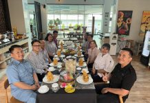 favehotel Sidoarjo Ajak Seluruh Departemen Diskusi Solutif Lewat Kegiatan GM Table favehotel Sidoarjo Ajak Seluruh Departemen Diskusi Solutif Lewat Kegiatan GM Table (foto : ist)