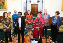 Gubernur Khofifah Optimis Dua Program Master Degree King’s College London Kuatkan Kualitas SDM Jatim Gubernur Khofifah Optimis Dua Program Master Degree King’s College London Kuatkan Kualitas SDM Jatim (foto : ist)