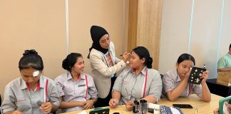 Grooming Class ala Hotel Estetik di Sidoarjo, Biar Siswa Magang Lebih Siap dan Percaya Diri Grooming Class ala Hotel Estetik di Sidoarjo, Biar Siswa Magang Lebih Siap dan Percaya Diri (foto : ist)