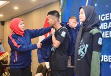 Iringi Langkah Juang Siswa SMK Jatim, Gubernur Khofifah Optimis Jawa Timur Hattrick Juara Umum LKS Dikmen Tingkat Nasional 2025 Iringi Langkah Juang Siswa SMK Jatim, Gubernur Khofifah Optimis Jawa Timur Hattrick Juara Umum LKS Dikmen Tingkat Nasional 2025 (foto : ist)