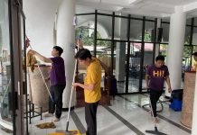 Premier Place Hotel Berbagi Kepedulian Lewat Aksi Bersih-bersih 15 Masjid dan Mushola