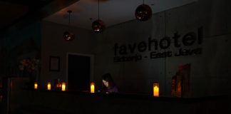 fave hotel Sidoarjo Ajak Tamu Berpartisipasi dalam Earth Hour, Wujud Nyata Kepedulian terhadap Lingkungan