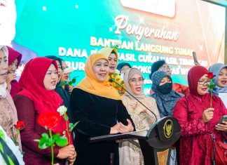 Momentum Hari Kartini 2026, Gubernur Khofifah Salurkan DBHCHT untuk 315 Buruh Rokok dan Bantuan KIP Putri Jawara bagi 300 Perempuan di PT Gelora Djaja Surabaya