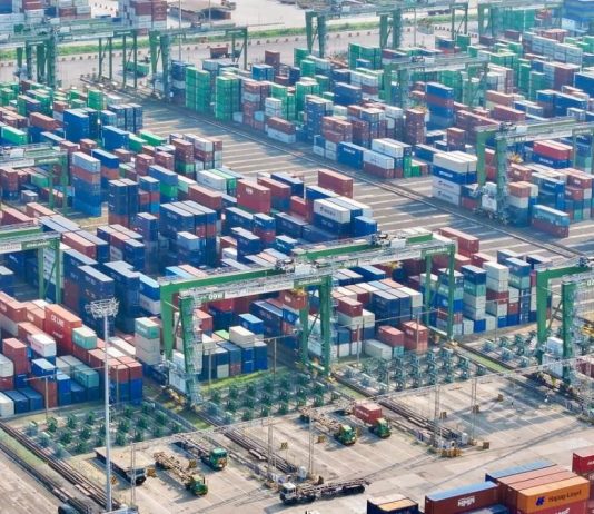 Arus Petikemas Internasional TPK Teluk Lamong Melonjak 91%, TTL Perkuat Posisi Sebagai Gerbang Perdagangan Internasional Indonesia Timur
