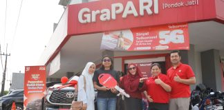 Awalnya Hanya Berharap Dapat Handphone, Warga Pasuruan Bawa Pulang Hadiah Mobil dari Telkomsel