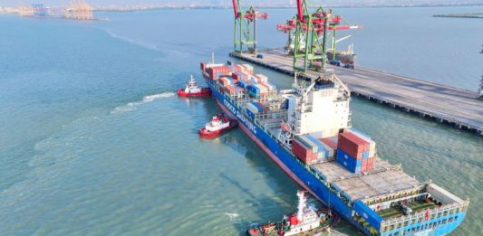COSCO Pilih Terminal Teluk Lamong, Arus Petikemas International Tumbuh Lebih Dari 90%