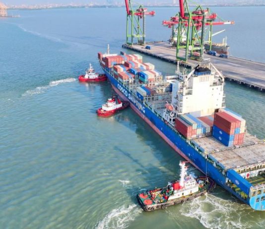 COSCO Pilih Terminal Teluk Lamong, Arus Petikemas International Tumbuh Lebih Dari 90%
