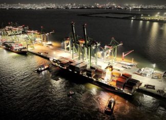 Layanan SCJX X-Press Feeders Masuk TPK Teluk Lamong, Perkuat Akses Perdagangan Surabaya-Tiongkok