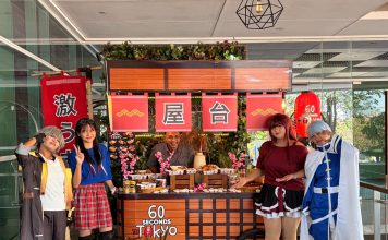 Cosplayer Jadi Jembatan Pengalaman Makanan Khas Jepang di fave hotel Sidoarjo
