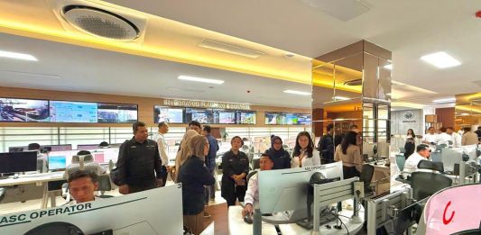 Terminal Teluk Lamong Gandeng Suara Surabaya Media, Perkuat Edukasi Publik Terkait Mitigasi Kepadatan Arus Logistik