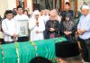 Gubernur Khofifah, Menteri PPPA dan Sesdirjen Layanan Haji Lepas Jenazah Kepala Asrama Haji Surabaya Hj Fentin Istifa’iyah Menuju Peristirahatan Terakhir
