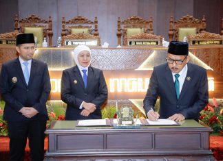 Raperda P-APBD 2026 Jatim Resmi Disetujui: Gubernur Khofifah Pastikan Anggaran Fokus Turunkan Kemiskinan, Perluas Lapangan Kerja dan Tingkatkan Produktivitas Masyarakat