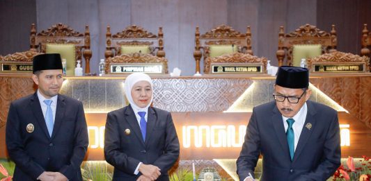 Raperda P-APBD 2026 Jatim Resmi Disetujui: Gubernur Khofifah Pastikan Anggaran Fokus Turunkan Kemiskinan, Perluas Lapangan Kerja dan Tingkatkan Produktivitas Masyarakat