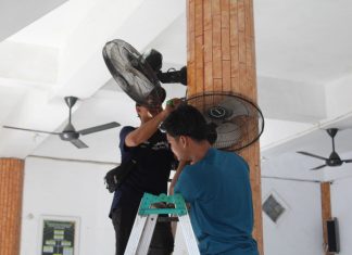 Aston Sidoarjo bersama Kodim 0816 dan MBM Service Gelar CSR Bersih-Bersih Masjid Baitul Mujtahidin Sidoarjo