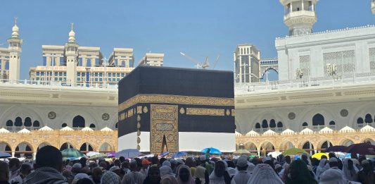 Pastikan Jemaah Umrah Indonesia Aman, Kemenhaj Imbau Tingkatkan Kewaspadaan di Tengah Situasi Timur Tengah