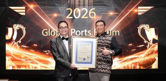 TTL Raih Dua Penghargaan Internasional di Singapura, Perkuat Pengakuan Globat Atas Transformasi Green dan Smart Terminal