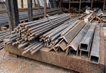 Beli Besi Eceran atau Mulai Menyetok? Hitungan untuk Usaha Fabrikasi Kecil